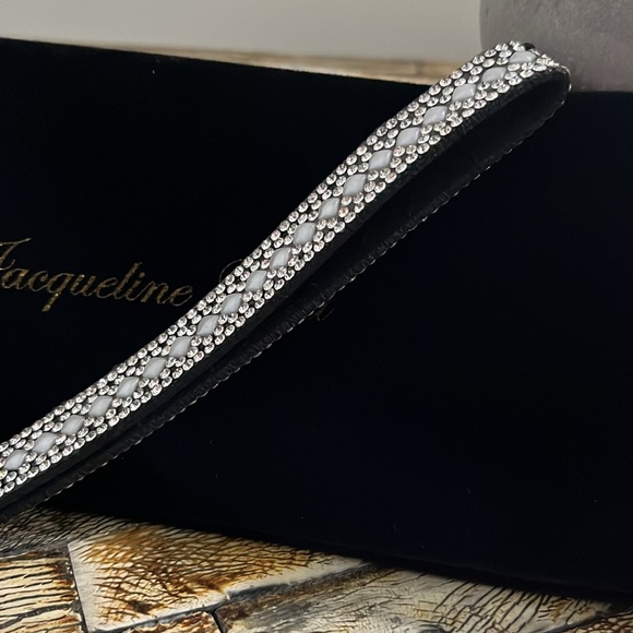 NWT JACQUELINE KENT Bling Cell Phone Wrist Strap - White Diamond - Picture 7 of 9